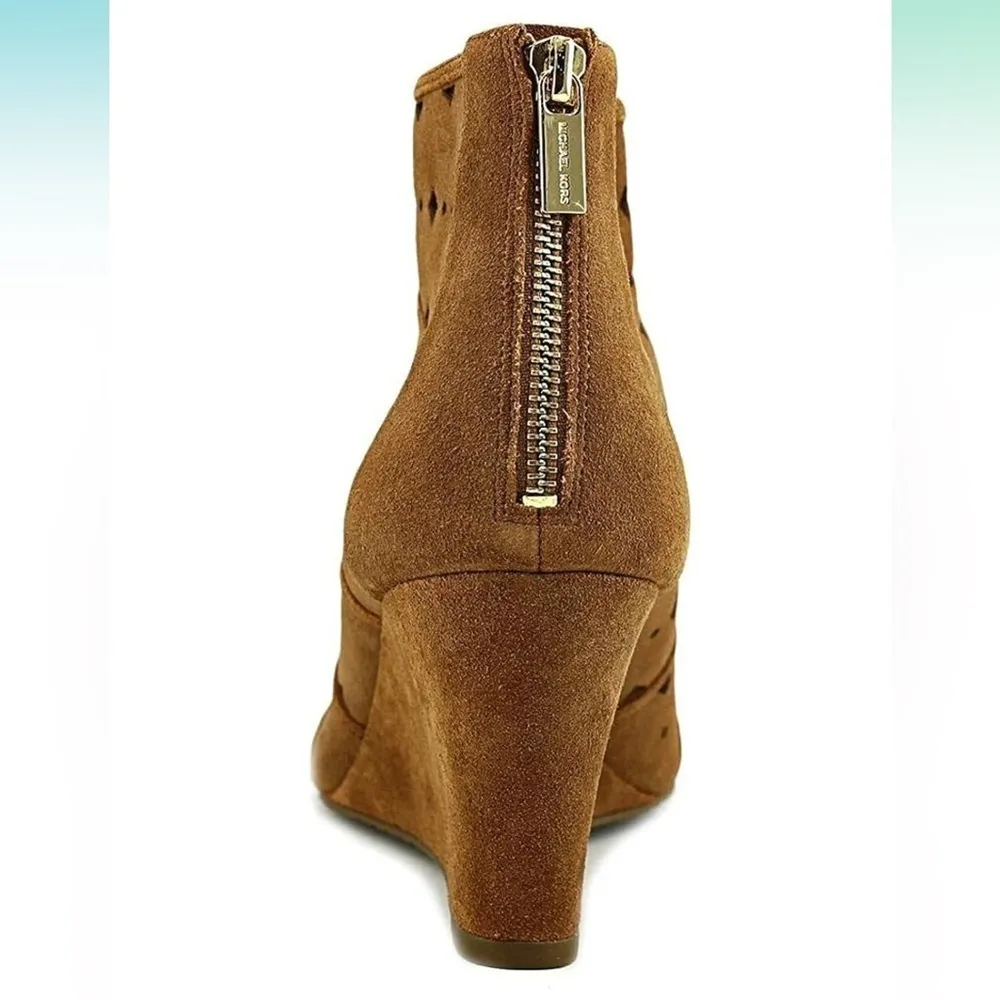 Michael Michael Kors Uma Peep Toe Casual Platform Shoe Acorn Size 8.5 NWOT Tan - Image 2