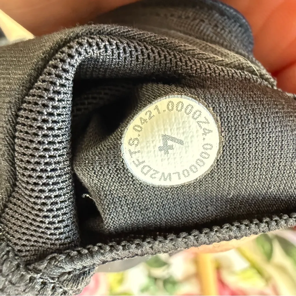 Lululemon Wunder Train Bra Foil *Medium Support Size 4 Women's W2DFTS - Image 4