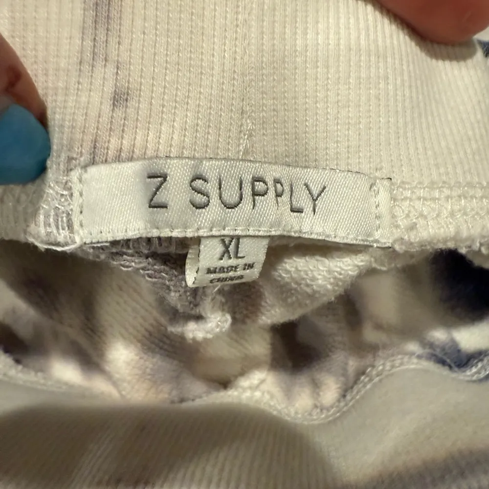 Z Supply Tie-Dye Joggers - Image 5