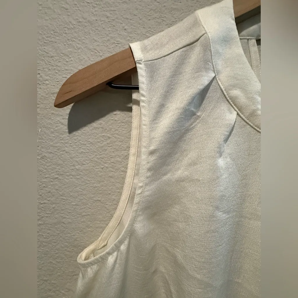 Express Ivory Sleeveless Tank Top Sise XS - Image 7