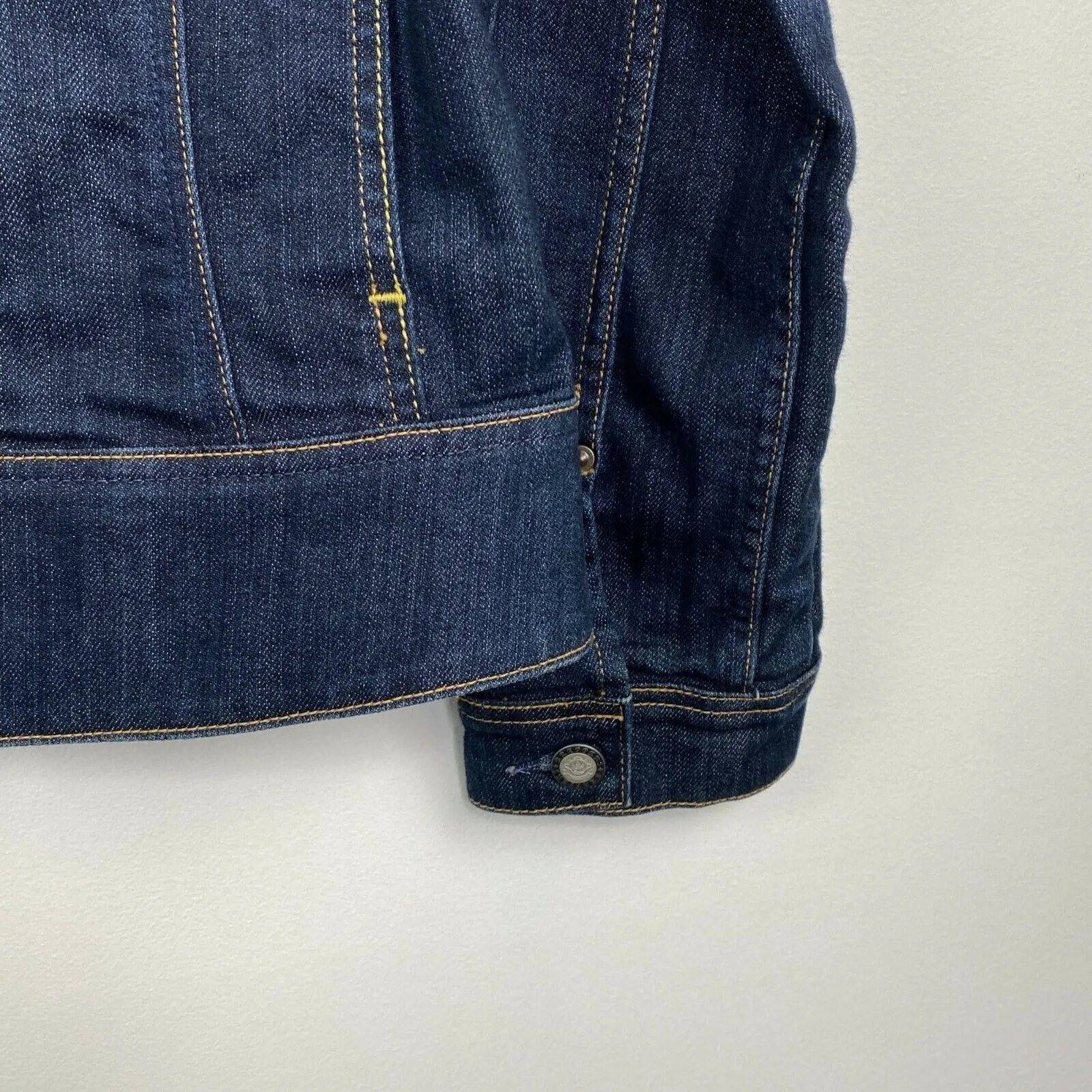 Brappers Medium Dark Wash Blue Button Down Denim Jacket Women's Size Medium M - Image 2