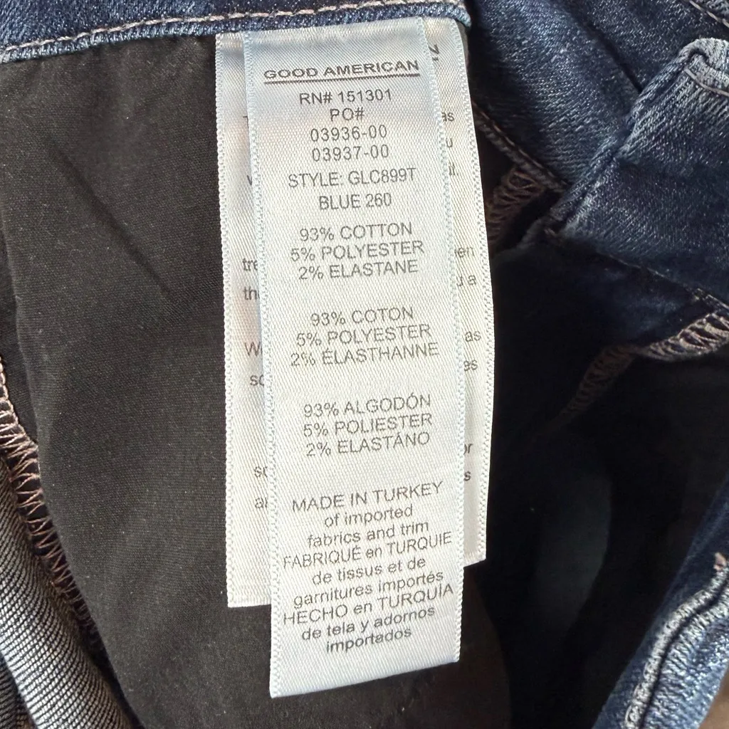 Good American Good Leg Crop in Blue 260 Size 0 or 25 - Image 9