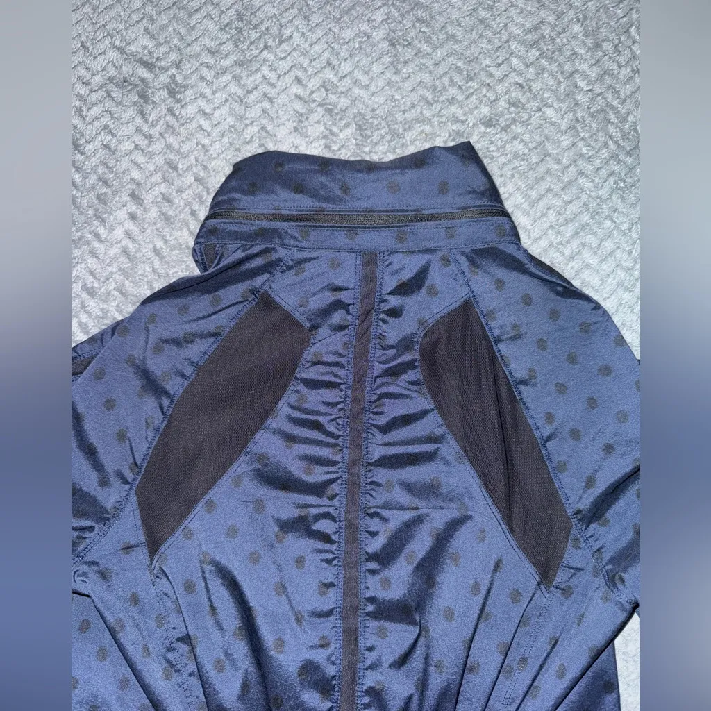 Lululemon Gather And Sprint‎ Running Jacket Windbreaker Hooded Full Zip Sz 4 - Image 8