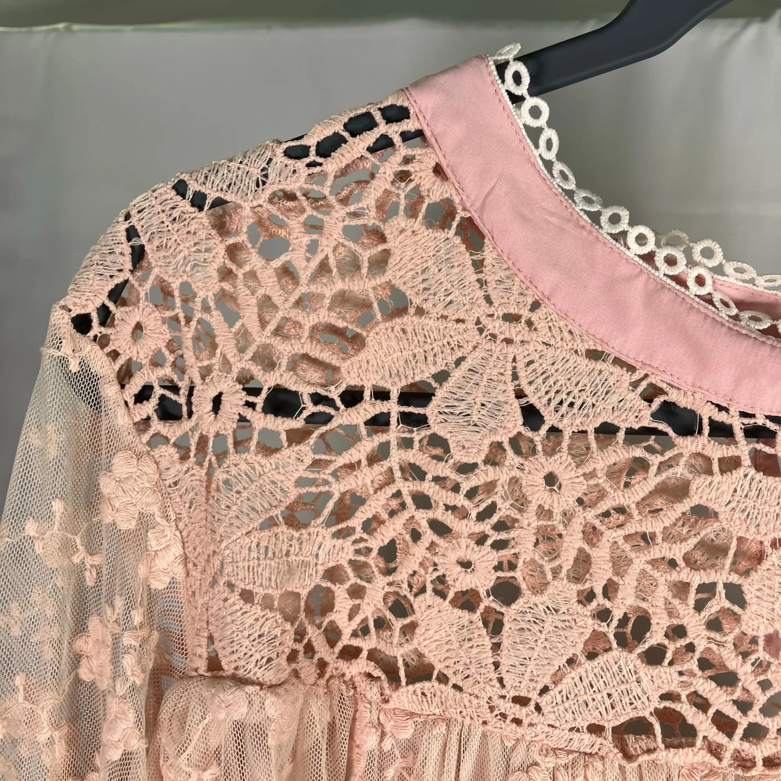 Suzanne Betro Blush Lace Embroidered Mesh Peasant Top 4X Floral Sheer Boho - Image 7