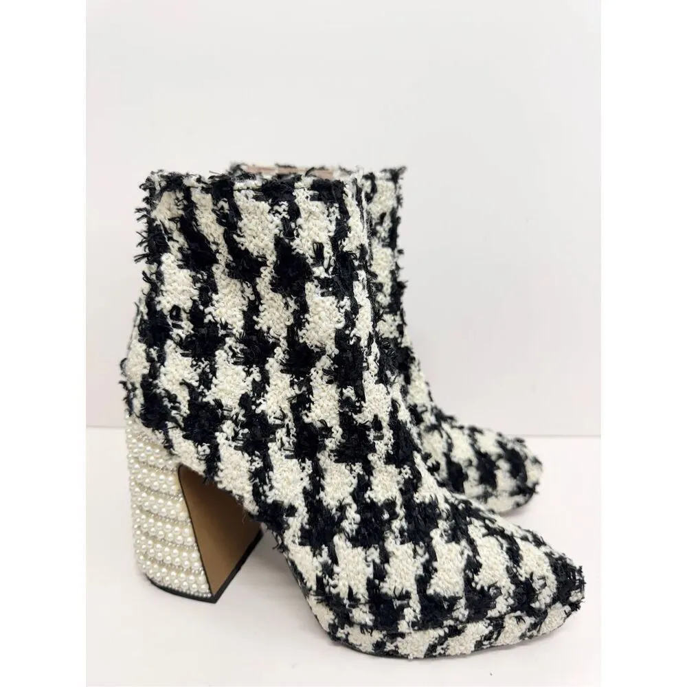 Betsey Johnson Houndstooth Boots Size 5‎ Black White Embellished Block Heel NEW - Image 2