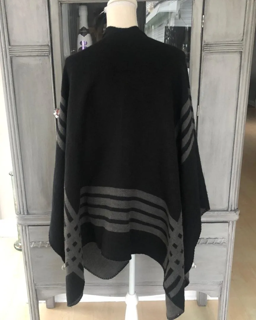 BB Dakota Poncho - Image 5