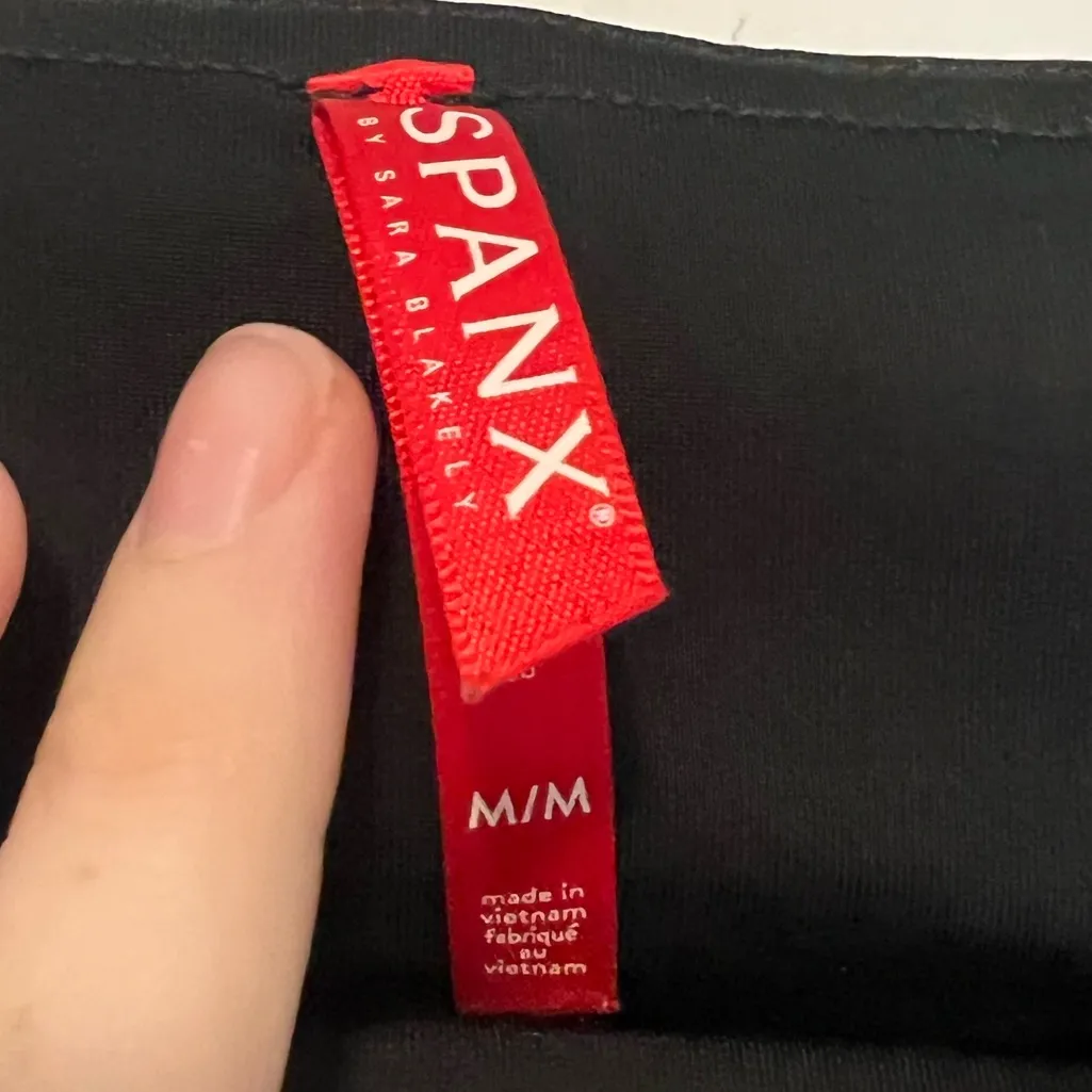 SPANX Faux Leather Patent Leggings Classic Black - Image 9