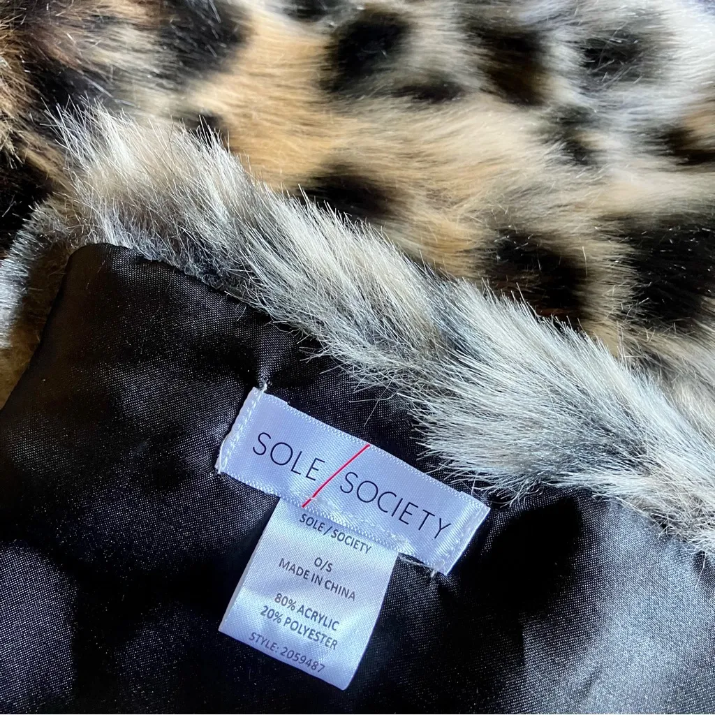 Sole Society animal print scarf - Image 2