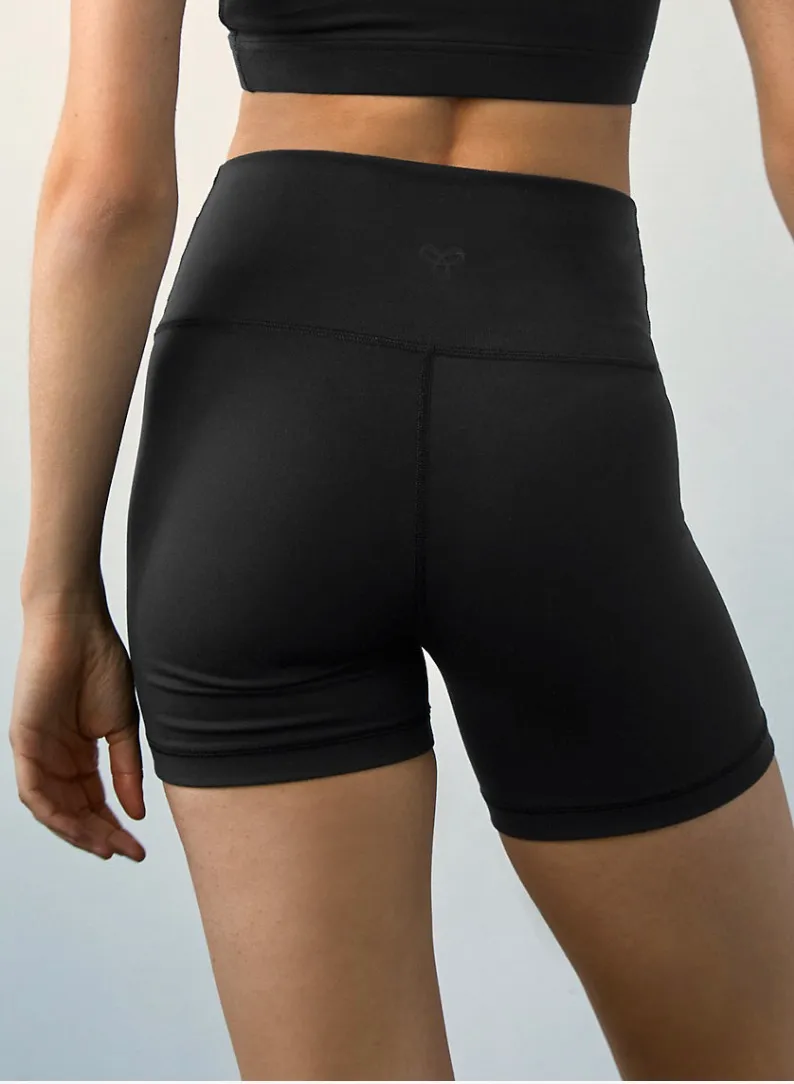 Aritzia 5” Biker Shorts - Image 2