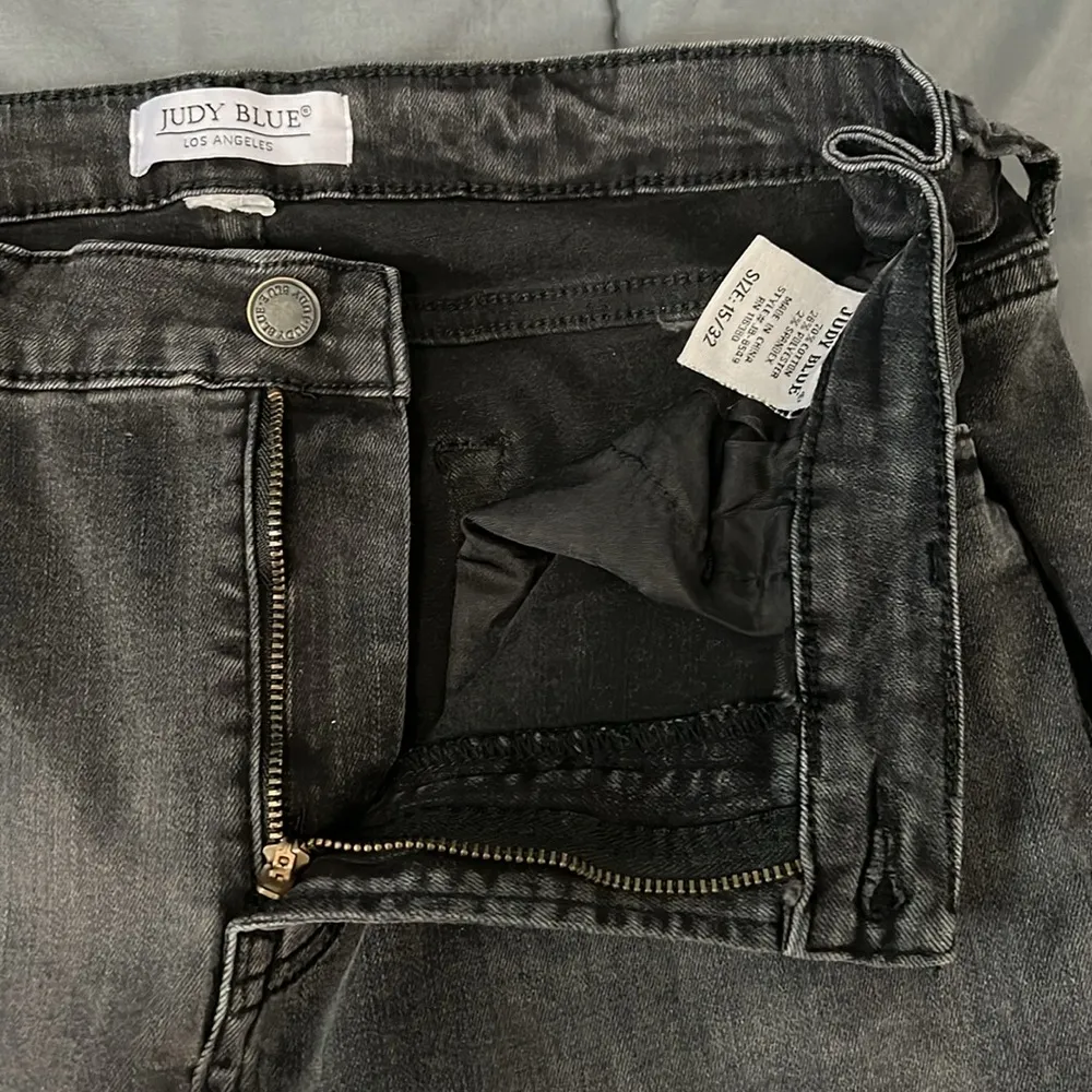 Judy Blue Faded Skinny Fit Jeans Black Wash Size 32 *altered - Image 3