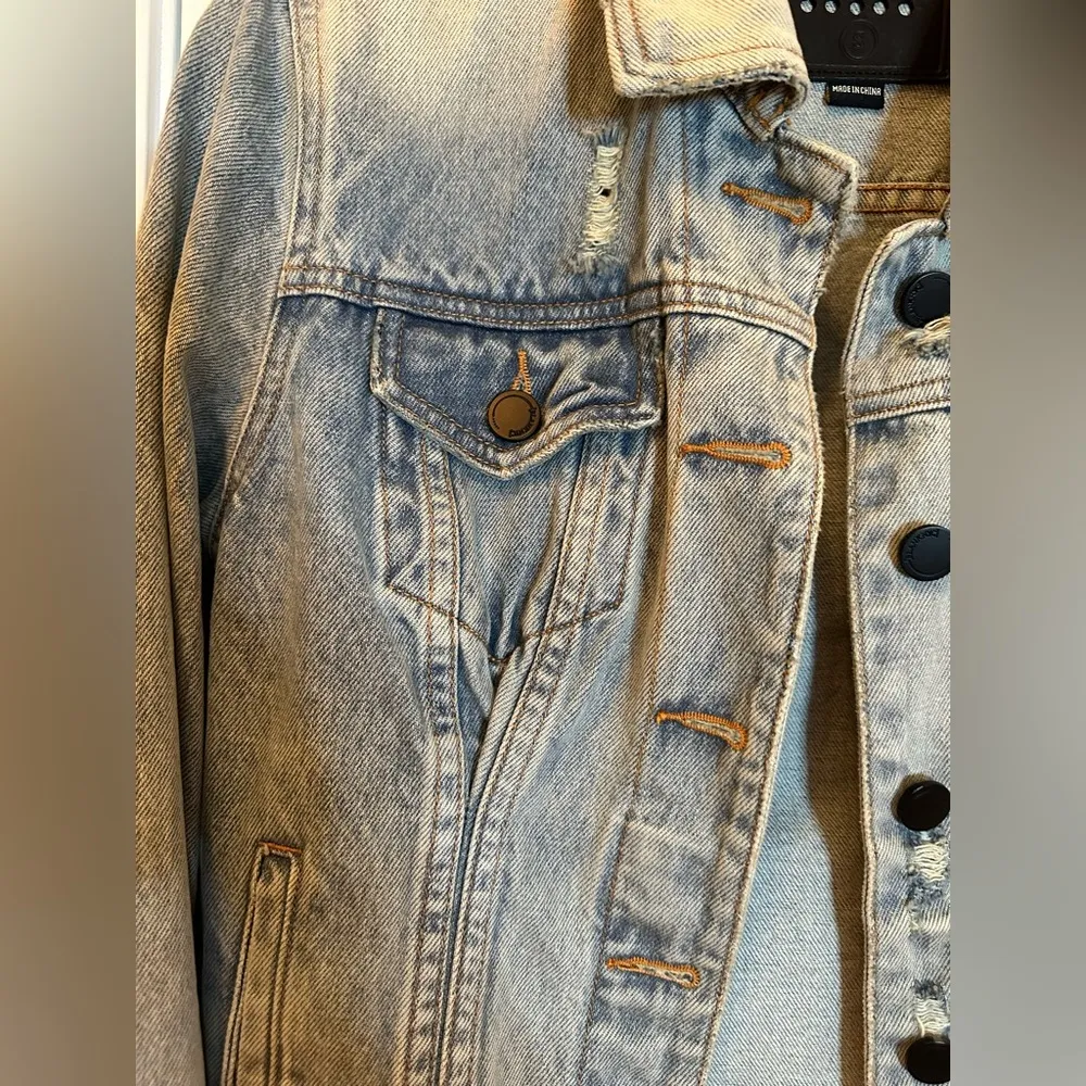 BLANKNYC Distressed Jean Hacket - Image 3