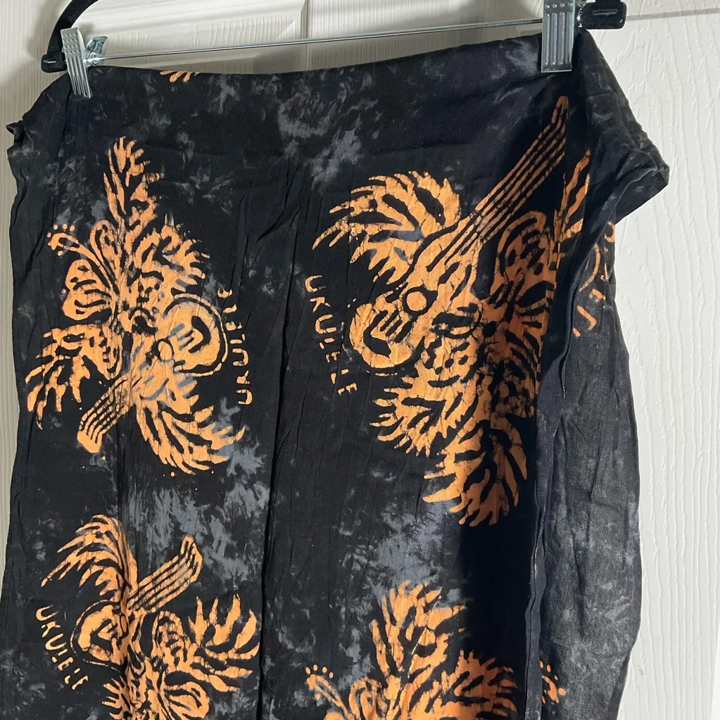 Pineapple Moon Sarongs for Women Bikini Cover up Beach Skirt Black Size undefined - Image 4