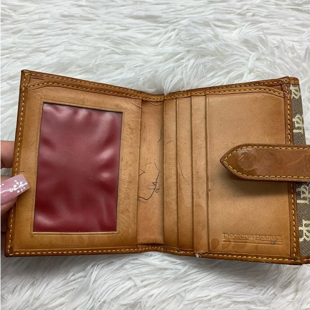 Vintage DOONEY & BOURKE Small Signature Canvas Wallet - Image 5