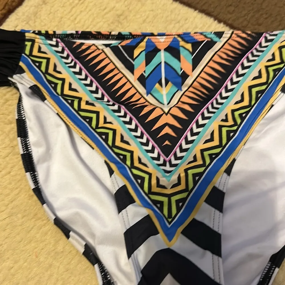 Victoria's Secret PINK Geo Print Ruched Side Bikini Bottom Black Aztec Tribal​ - Image 2