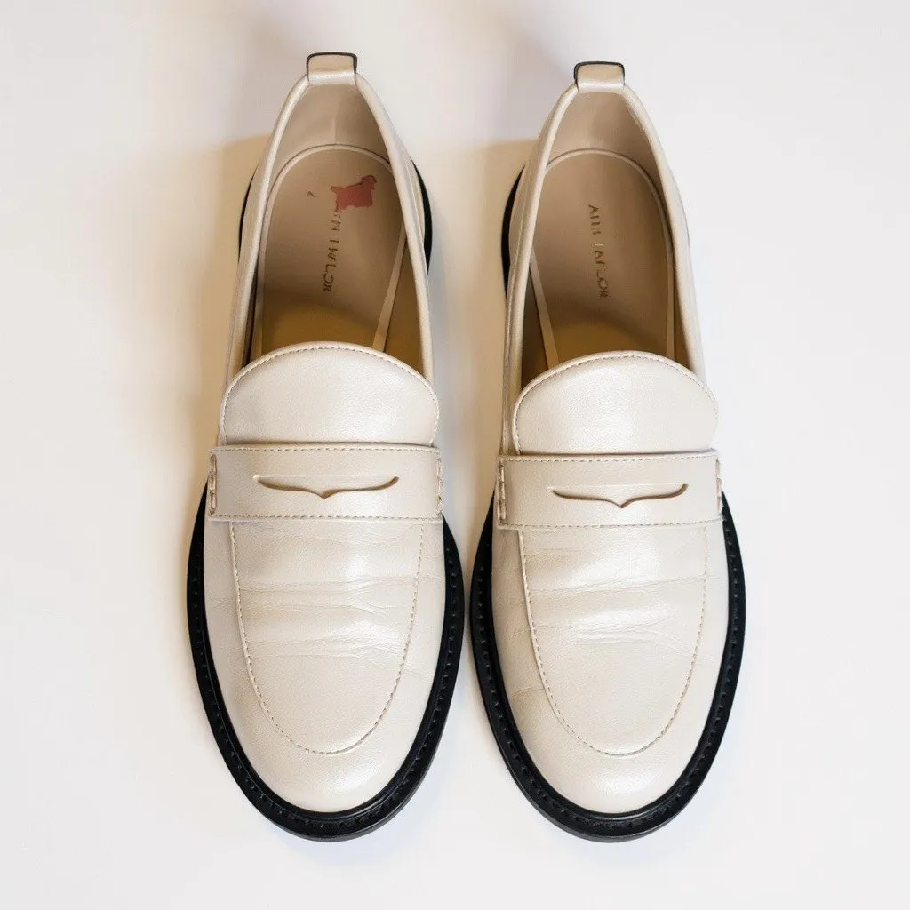 Ann Taylor Loafers Classic Style Minimalist Dress Shoes Comfort Casual Leather 8 - Image 2