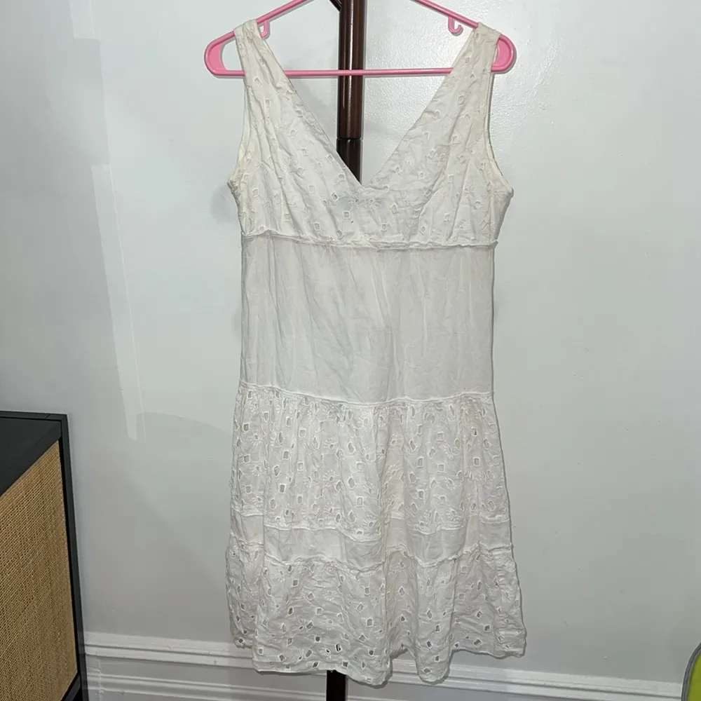 White Embroidered Lightweight Flowy Summer Dress NWOT - Image 5