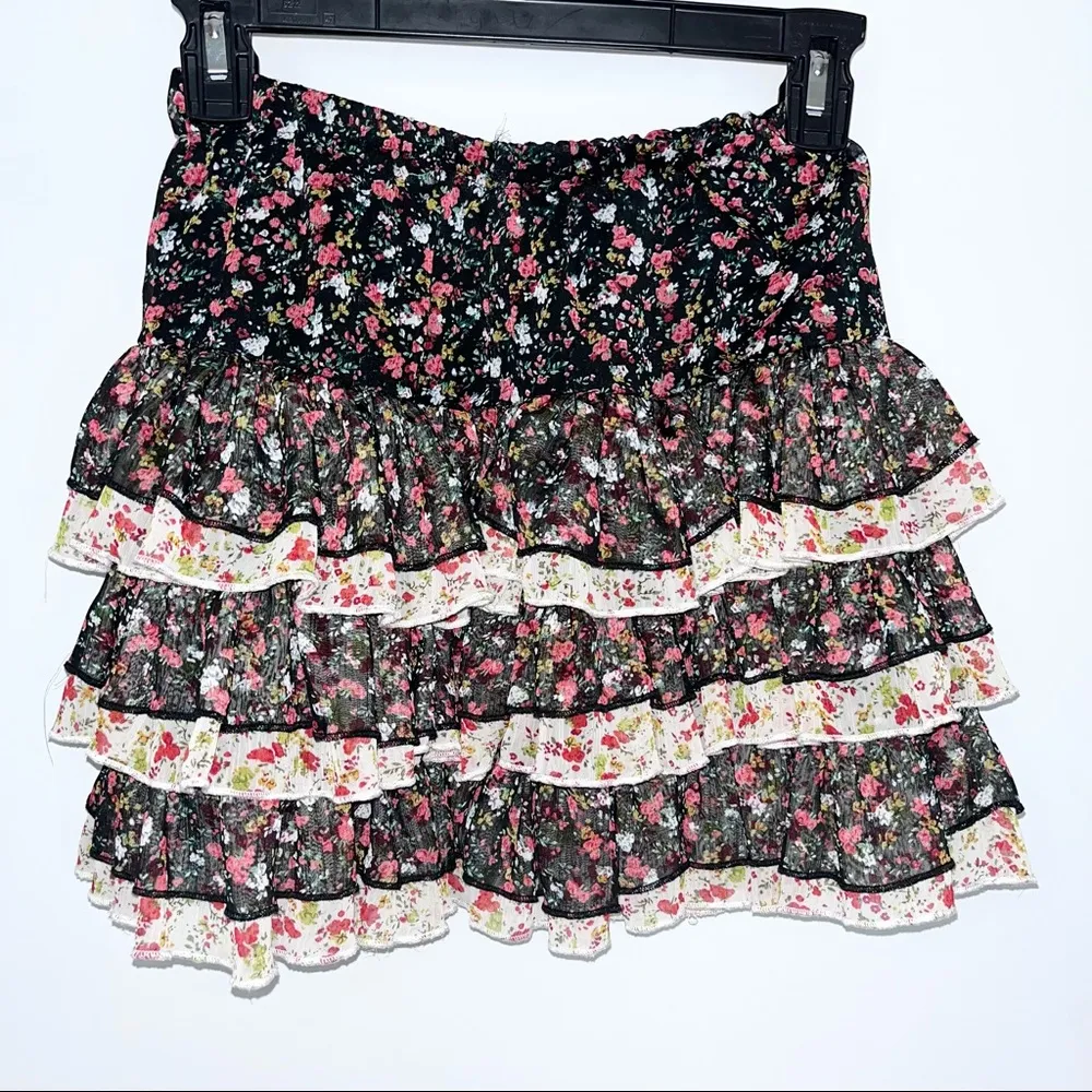 OLIVE des OLIVE Black Floral Poppy Tiered Ruffle Short Mini Skirt XS/S - Image 9
