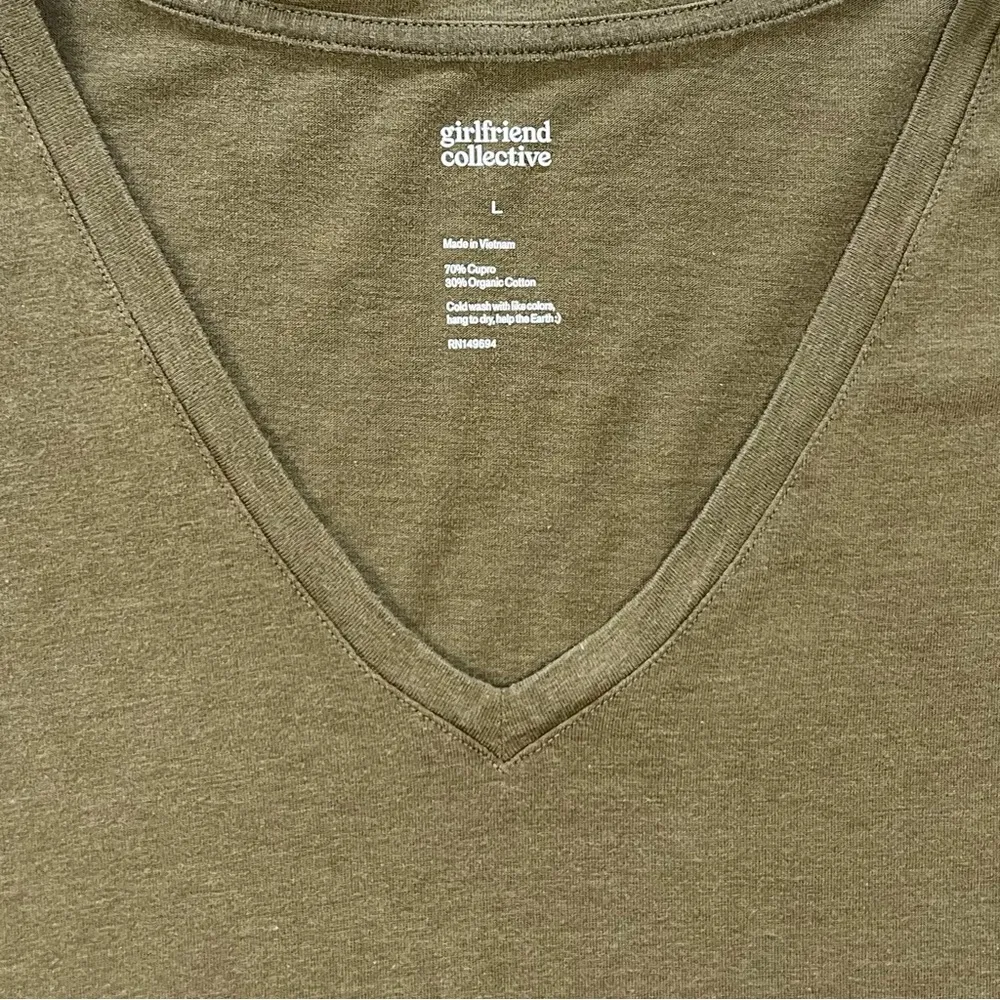 Cupro V-Neck Short Sleeve Tee in Fern Large - Image 8