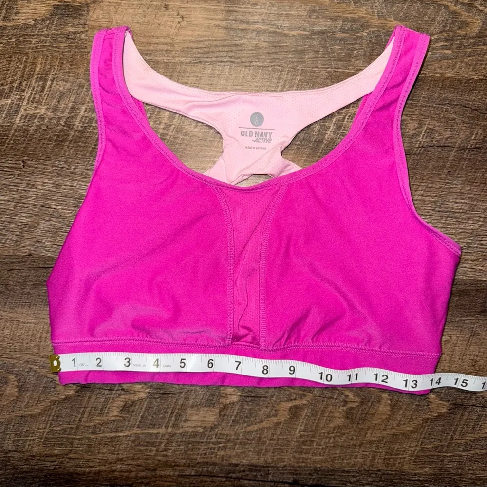 Old Navy Active Two Tone Pink Sports Bra Size Large - Image 2