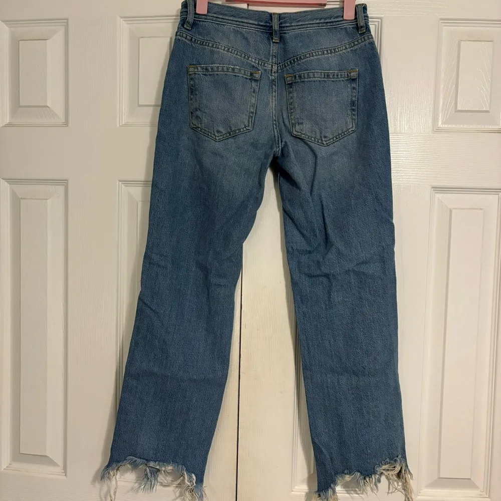 Free People We The Free Maggie Heavily Distressed Crop Jeans - Image 4
