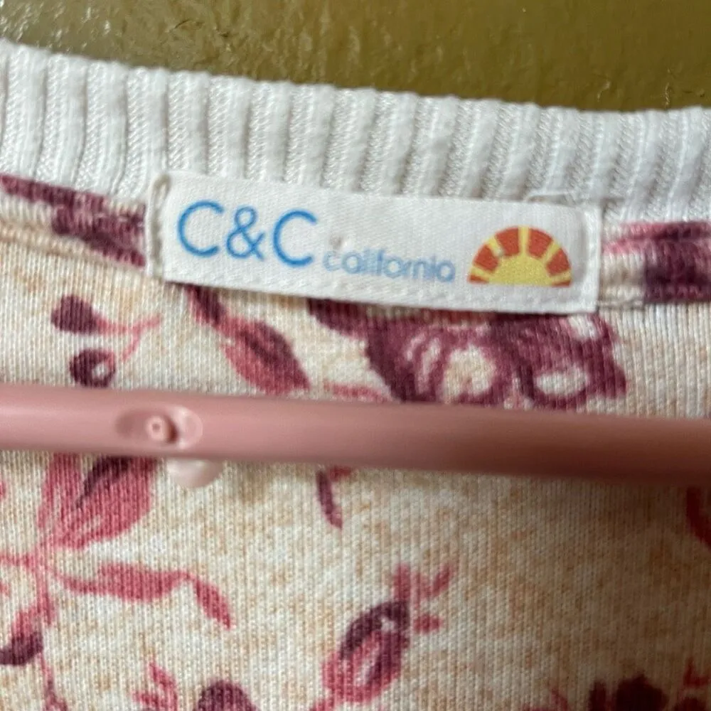 C & C California size 1X floral V neck sweater. - Image 6