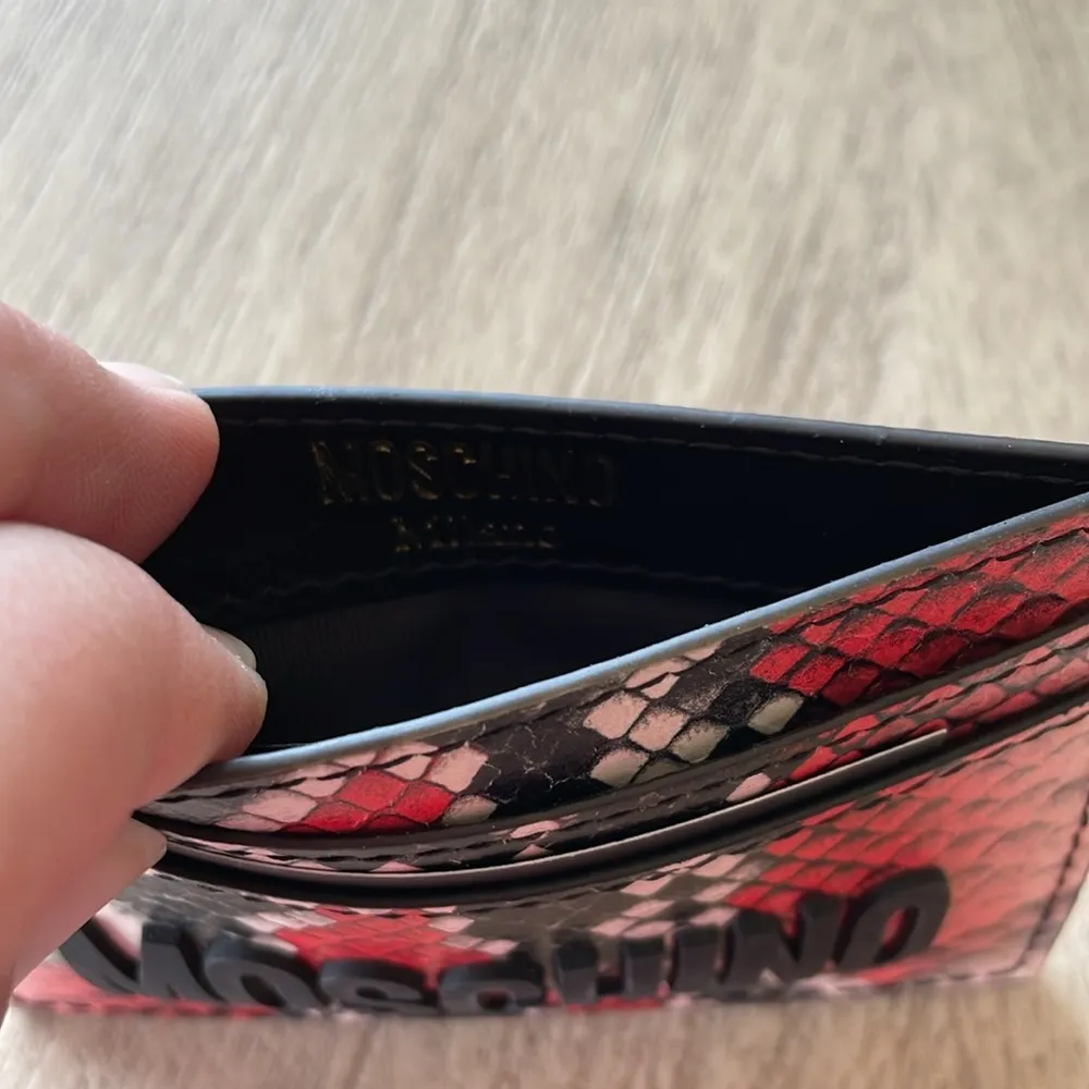 Moschino Couture Python Print Leather Card Holder NEW with tags in box - Image 6