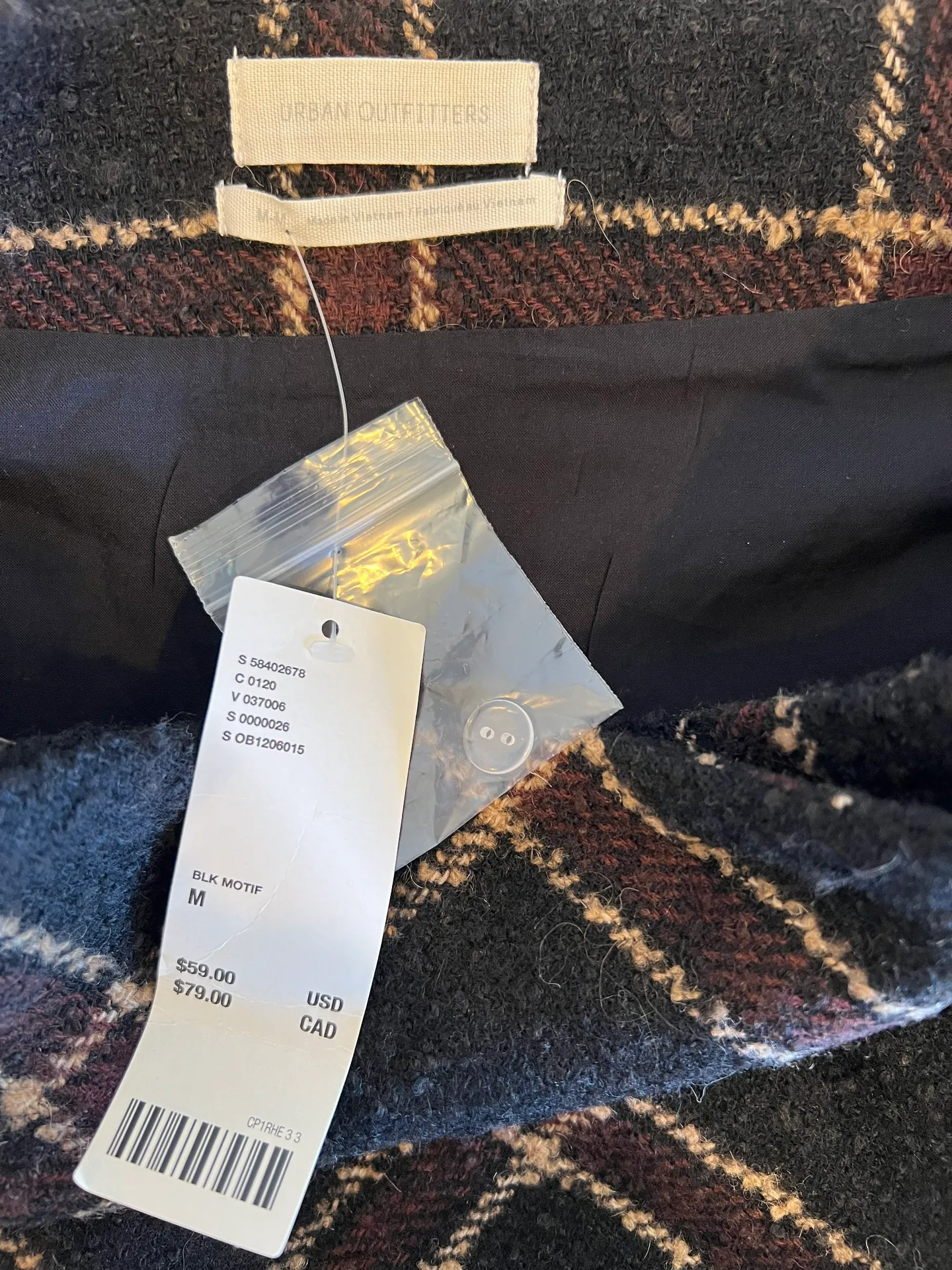 plaid mini skirt size Medium - Image 4