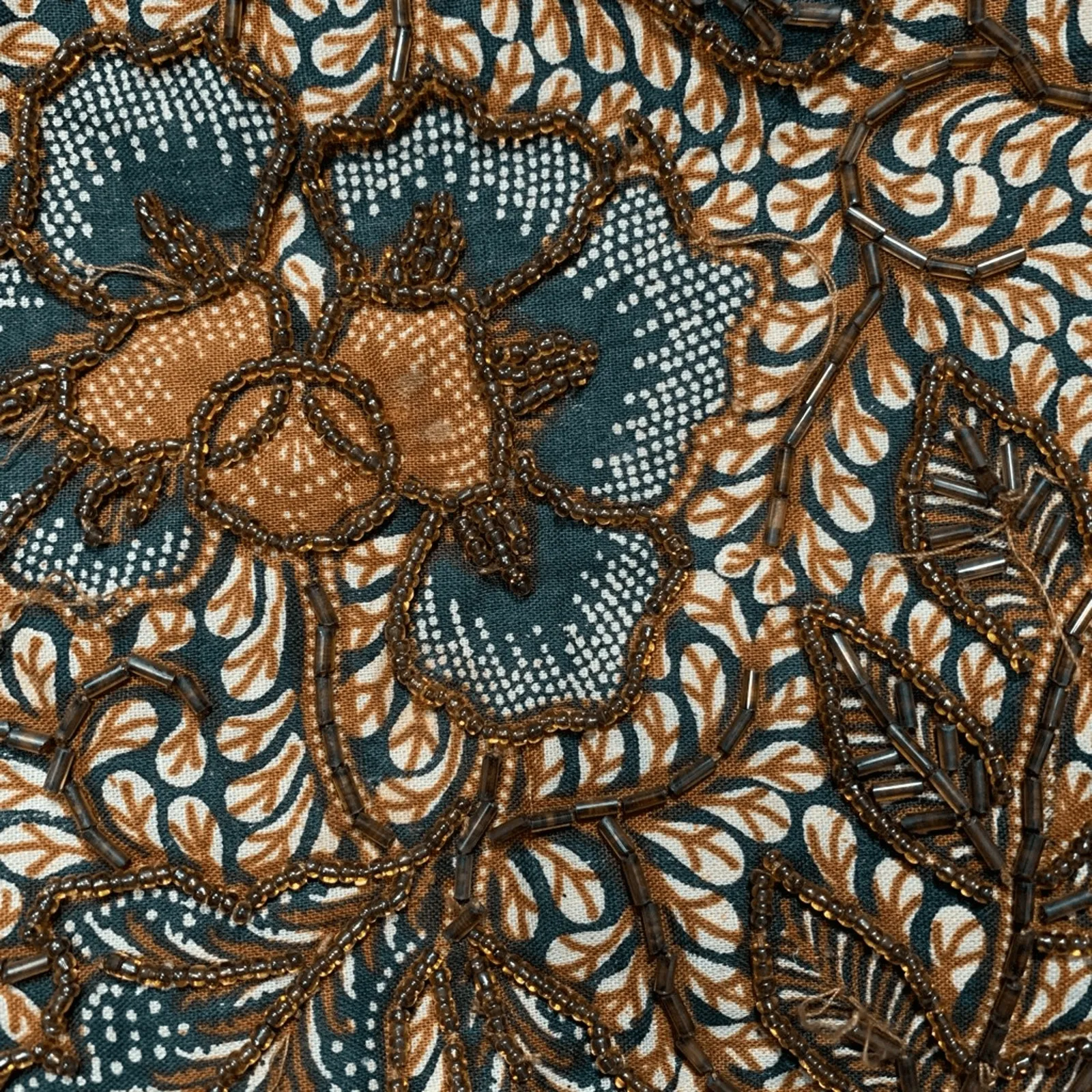 Vintage 90s Tan Floral Tapestry Vest Embroidered Jacquard Waistcoat Beaded Boho Size L - Image 8