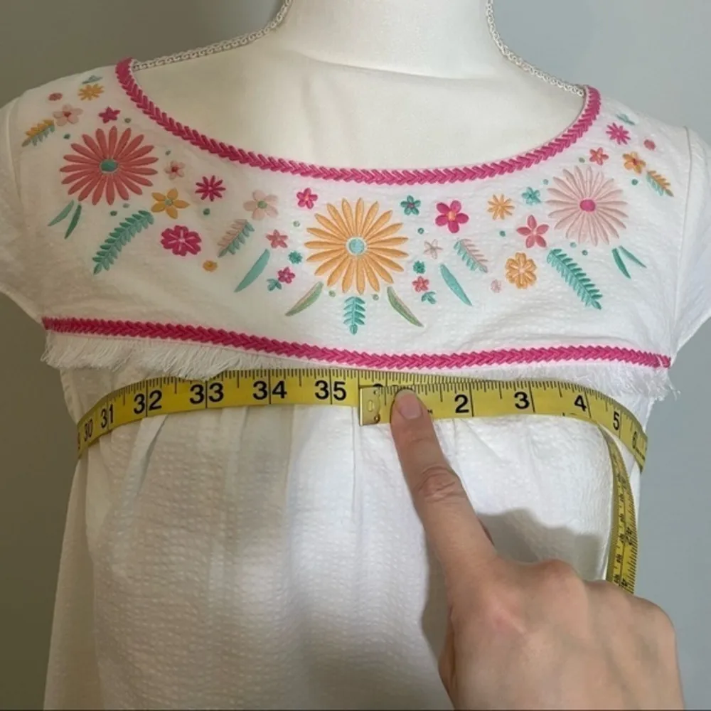 NWT Size 4  White Floral Embroidery Fringe A-Line Swing Dress New - Image 4