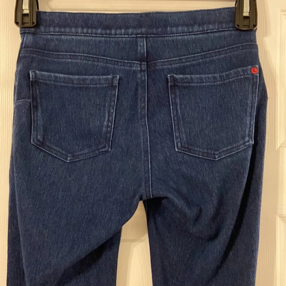 SPANX XS Jeans inseam 28” excellent condition - Image 5