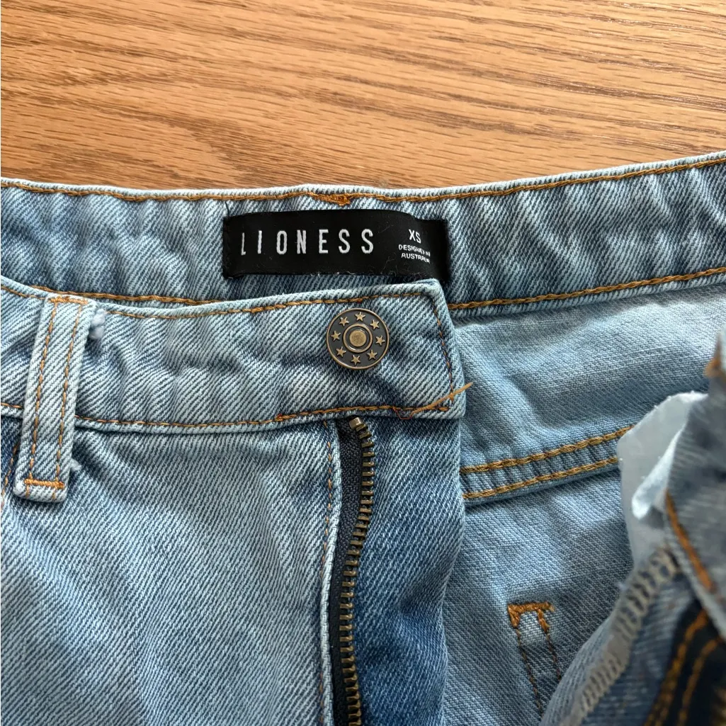 Lioness cargo jeans - Image 2