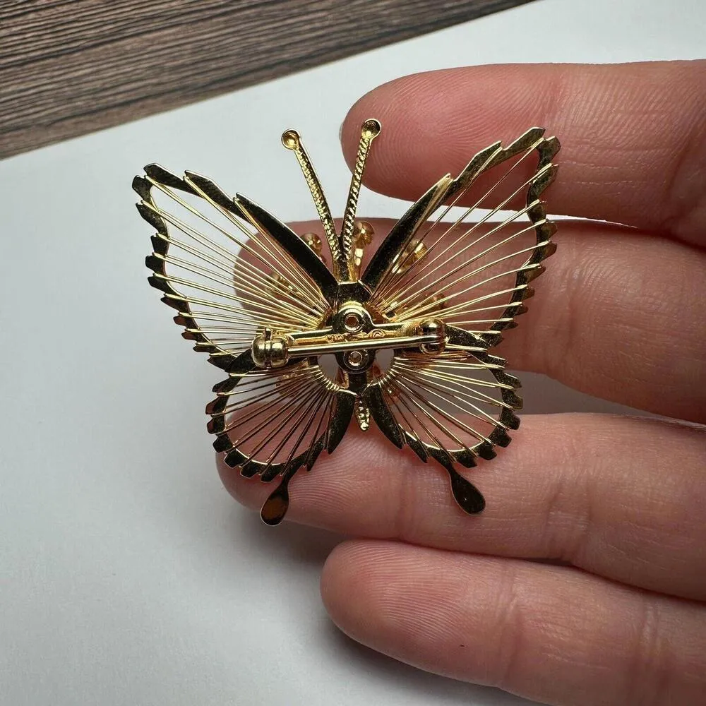 Monet Rhinestone Butterfly Insect Gold Tone Wire Signed Brooch Pin - Image 5