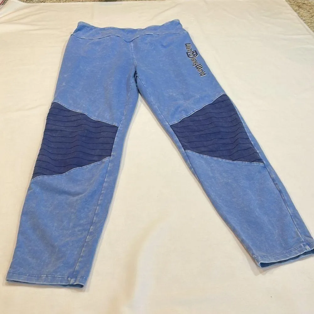 WALT DISNEY WORLD • Size Medium • Blue distressed whitewashed leggings - Image 4