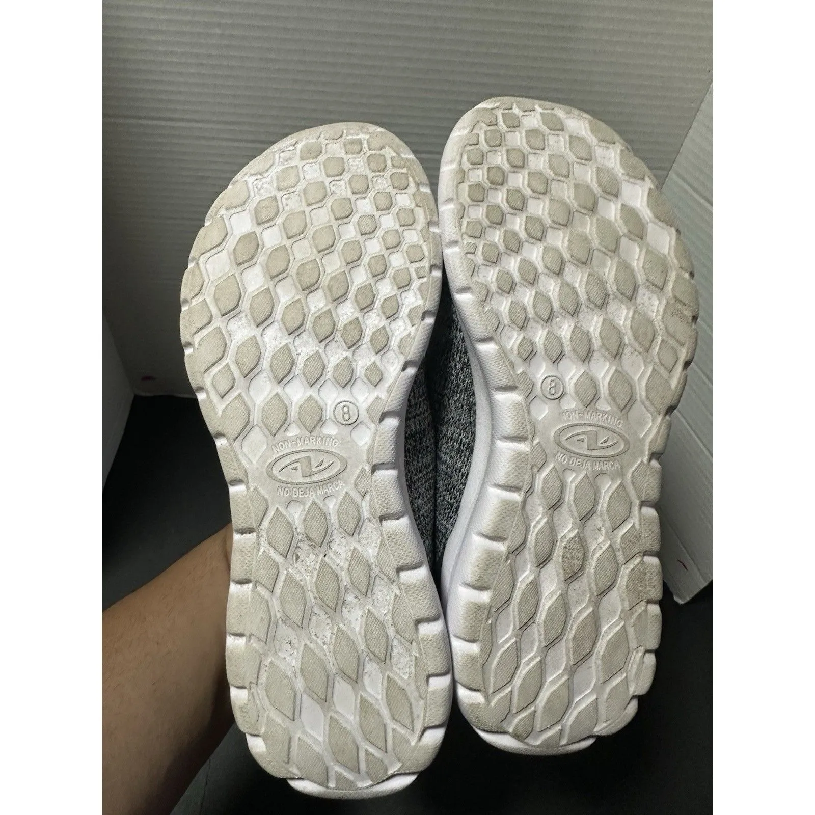 Athletic Works Women's Knit Memory Foam Slip-on Sneakers Size 8 - Image 7