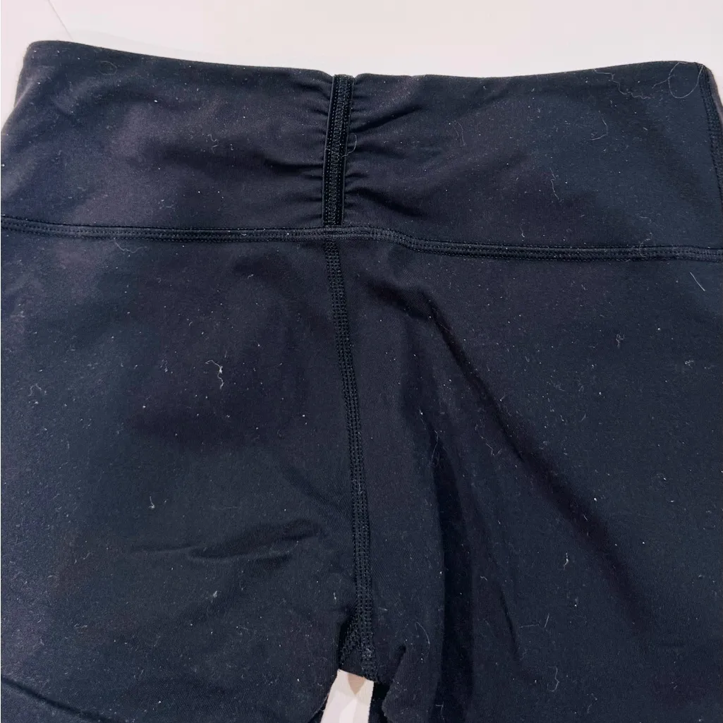Lululemon Wunder Under Pant Special Edition Ruffle Black/Black Velvet (RARE) - Image 11