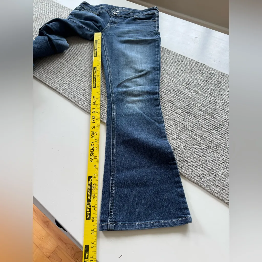 Maurices Western Style Flare Leg Dark Rinse Denim Jeans Size 7/8 Short - Image 7