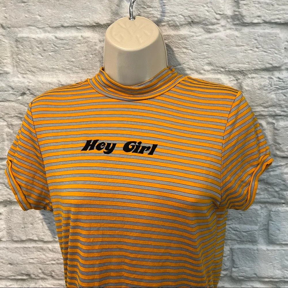 “Hey Girl” Women’s M Orange Stripe Short Sleeve Fitted Shirt - Image 10