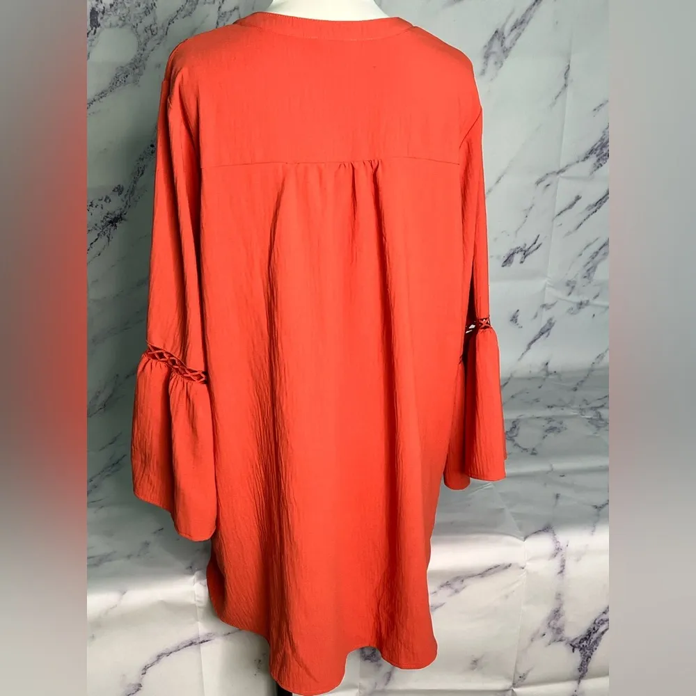 ODDY orange bell sleeve v neck blouse size 2X - Image 4