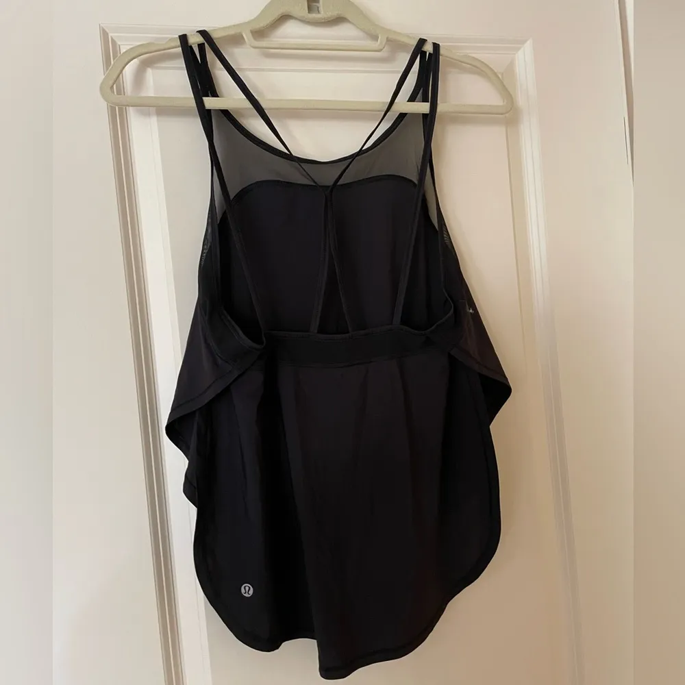 Black Mesh Racerback Tank Top - Image 4