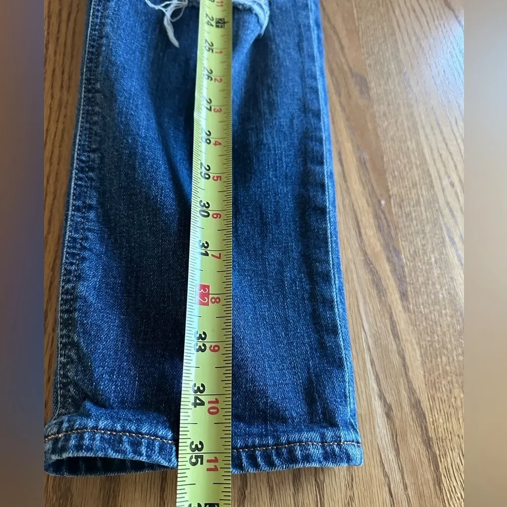 Old Navy Medium Wash Mid Rise Boyfriend Distressed Straight Leg Jeans Size 6 - Image 9