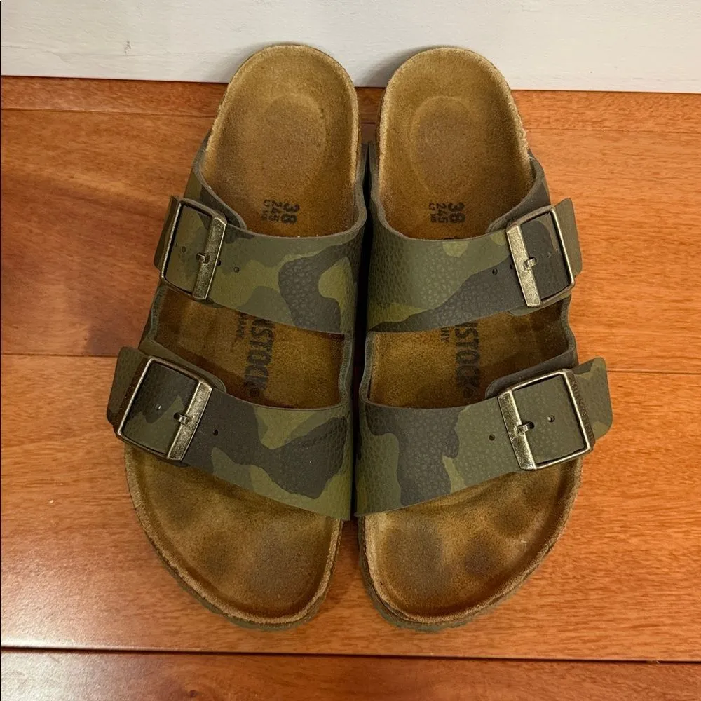 Birkenstock Women’s Arizona Desert soil Camo Green Size‎ 38 7.5 - Image 2