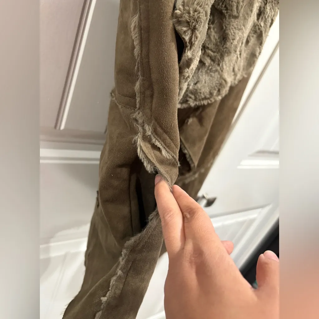 Altar'd State Brown Faux Fur Vest Size S - Image 5