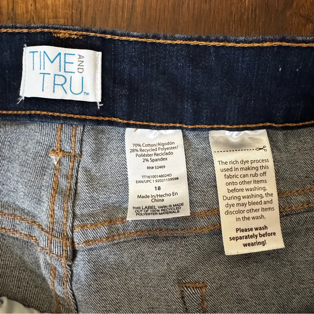 TIME AND TRU rolled cuff denim shorts, plus size 18 Blue - Image 9