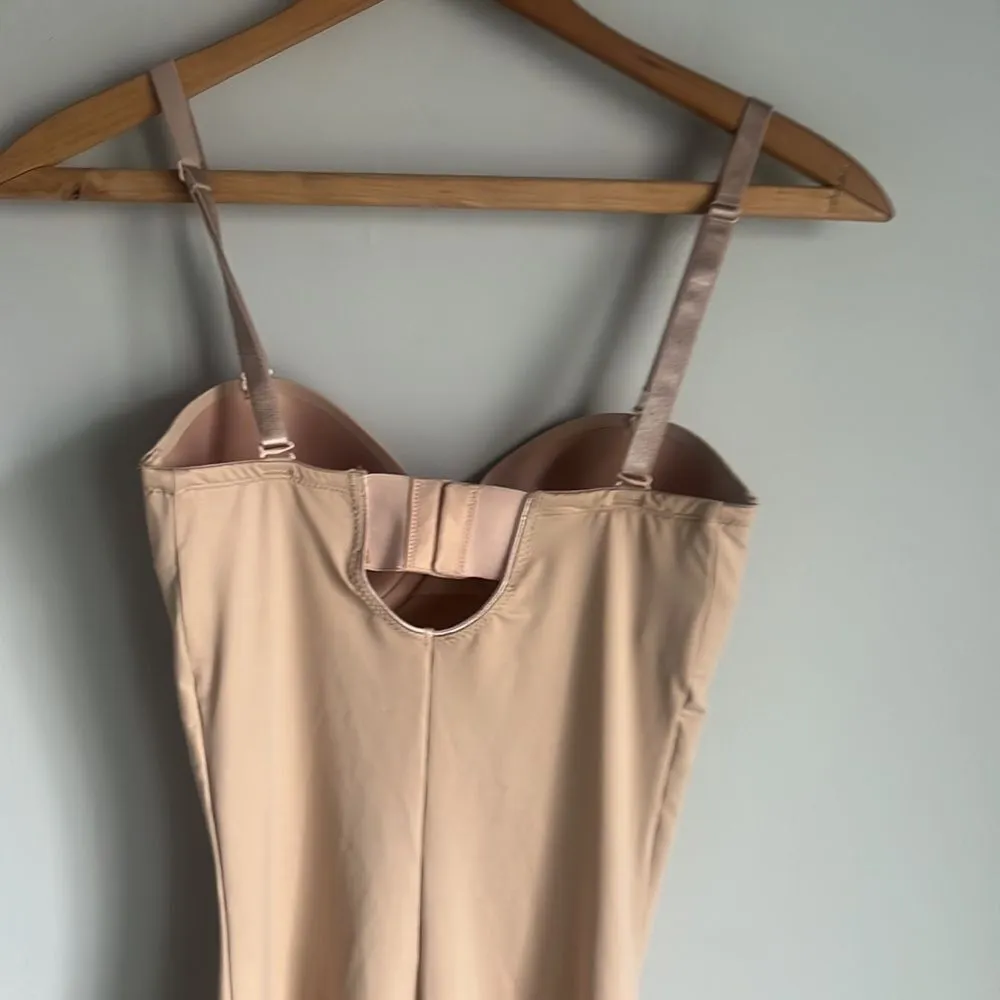 Assets by Spanx Women's Flawless Finish Strapless Cupped Midthigh Bodysuit Tan - Image 6