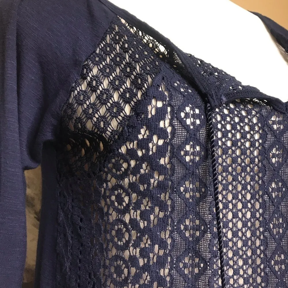 top navy blue. Size Medium - Image 4