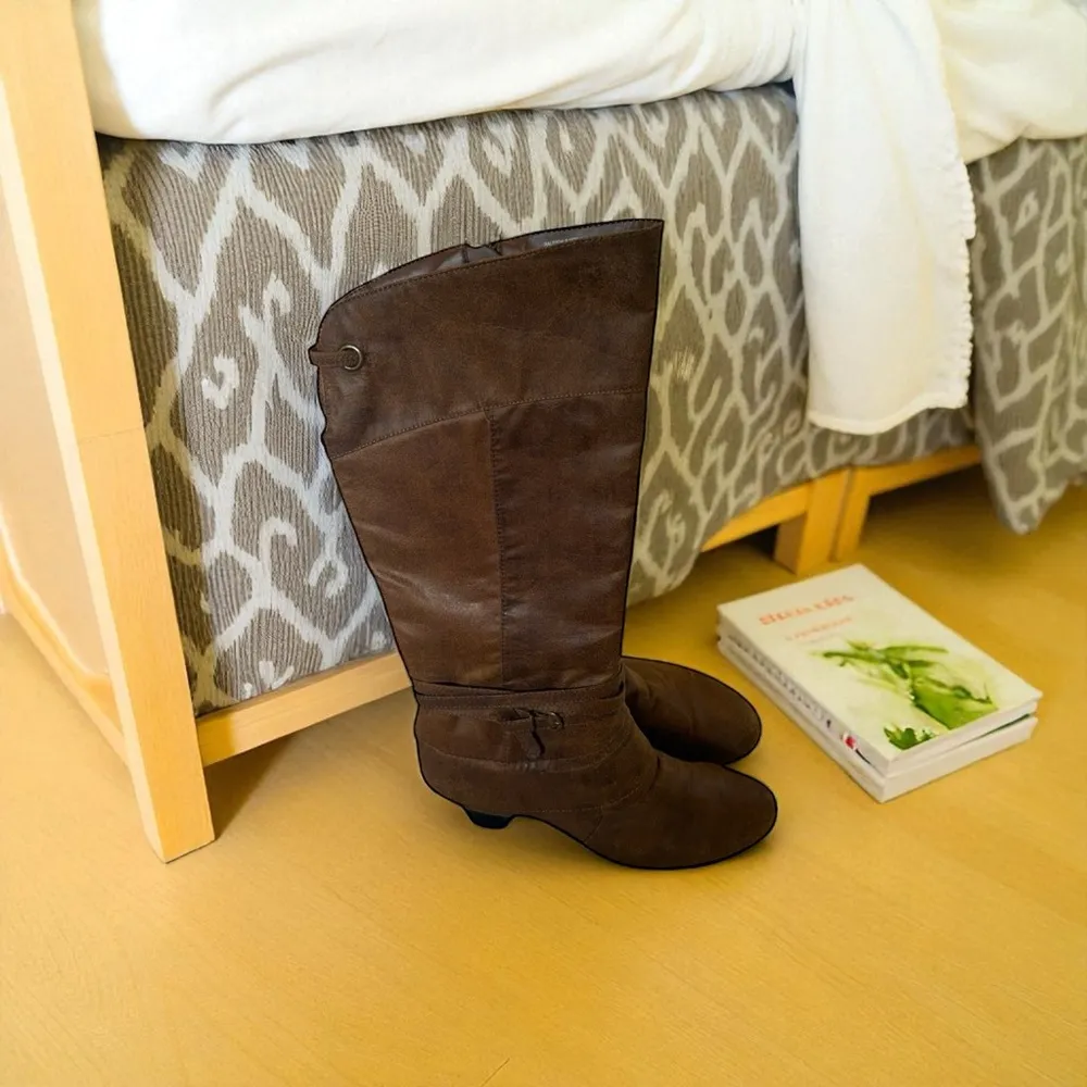 BareTraps Dark Brown Boots - Image 3