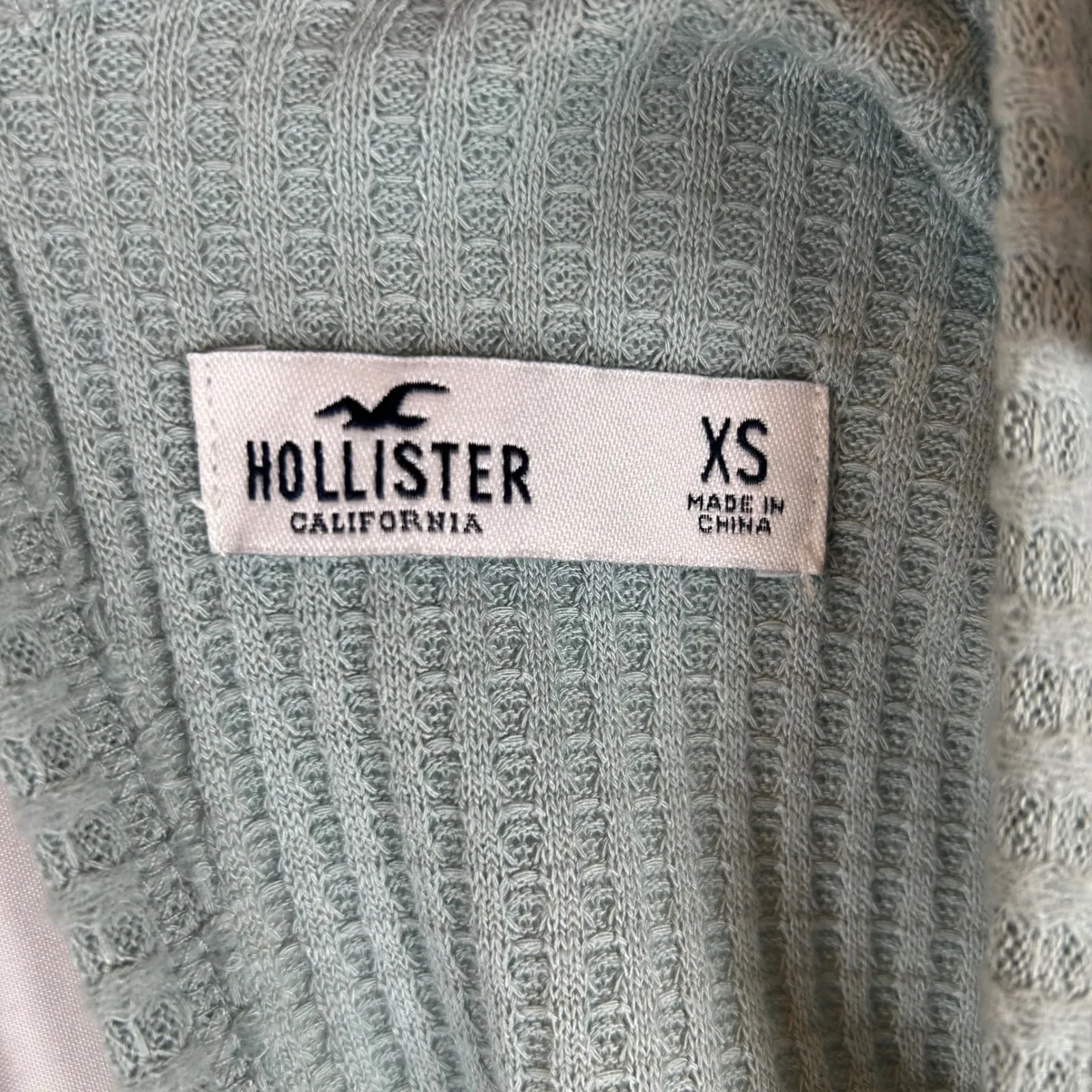 NWT Hollister Womens XS Waffle Knit Tie Front Long Sleeve Top Cutout Back‎ - Image 3