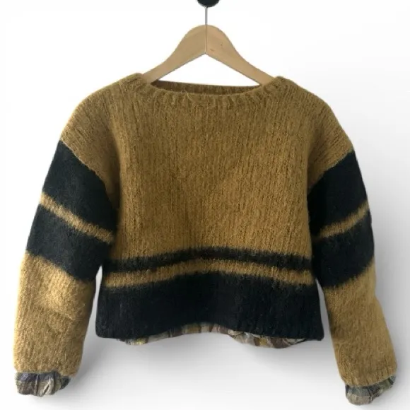 Vintage Wool Sweater Gold Black Small Cropped Y2K 90s grunge flannel lined edgy - Image 2