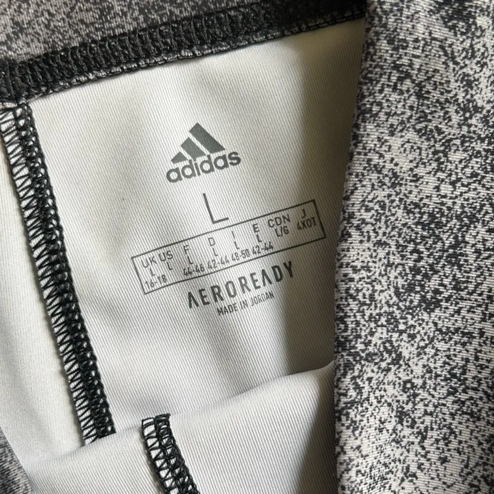 Adidas Aeroready Feel Brilliant Running Legging Size Large Gray Print High Rise - Image 6