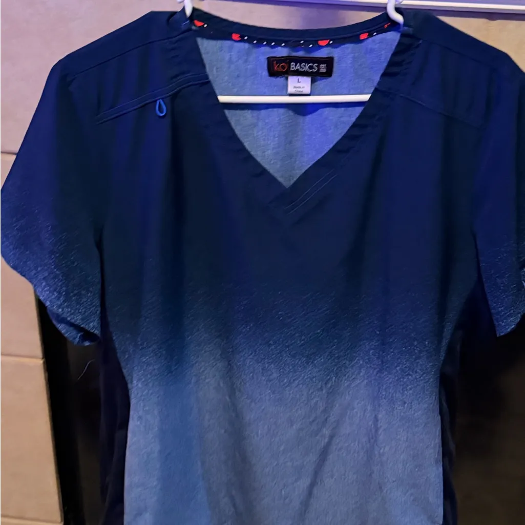 Koi Deep Blue Ombré Scrub Top Size L - Image 3
